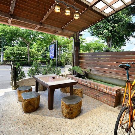 Jinge Guest House Jiji Bagian luar foto