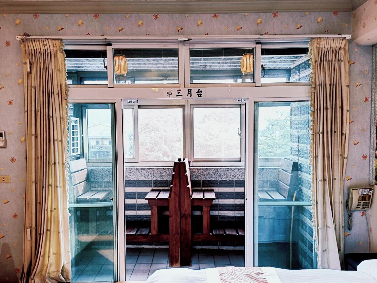 Jinge Guest House Jiji Bagian luar foto