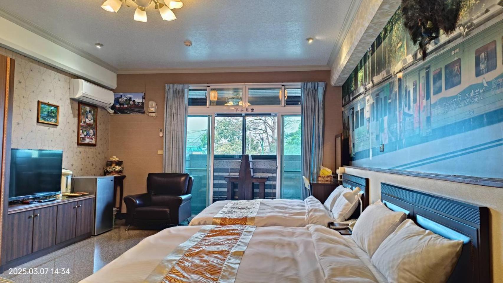 Jinge Guest House Jiji Bagian luar foto